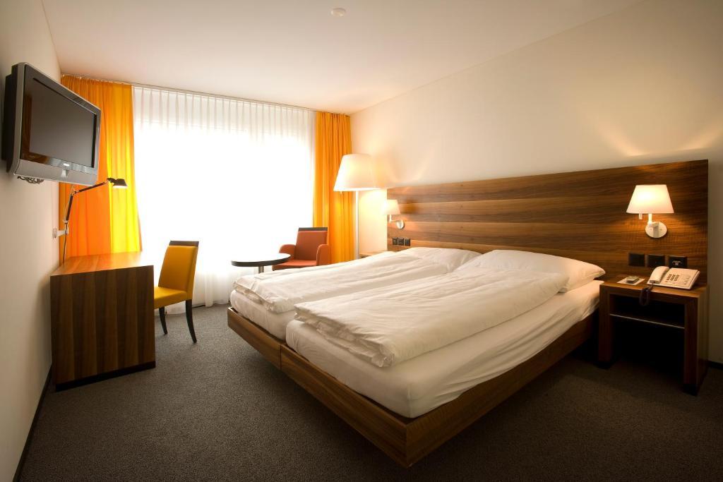 Hotel Astoria Olten Kamer foto